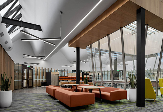 DEAKIN UNI BUILDING